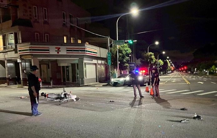 %E5%8F%B0%E7%89%88%E8%B1%86%E8%B1%86%E5%85%88%E7%94%9F%E9%81%AD%E6%A9%9F%E8%BB%8A%E6%92%9E%E9%A3%9B%E5%80%92%E8%87%A5%E8%A1%80%E6%B3%8A%E9%80%81%E9%86%AB%E4%BB%8D%E5%82%B7%E9%87%8D%E4%B8%8D%E6%B2%BB