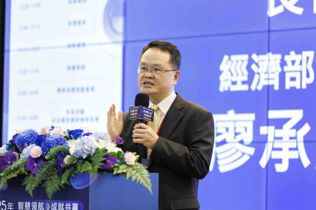 %E5%B1%80%E9%95%B7%E8%87%B4%E8%A9%9E 4 1024x683 1