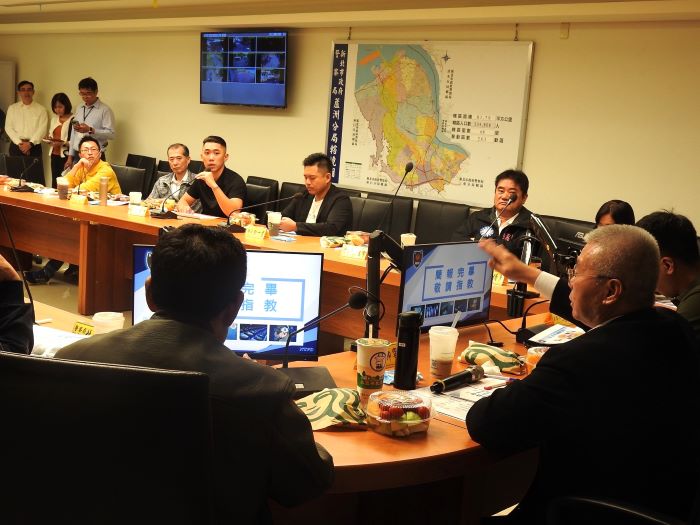 《圖說》議員們表示，透過此次參訪，看見新北警局在科技警政上的前瞻布局與落實成果。〈警察局提供〉