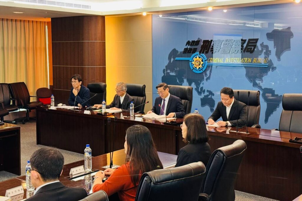 MEITU 20251202 142029318