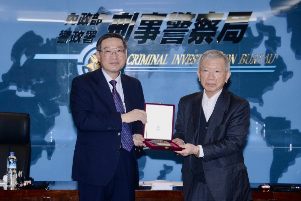 MEITU 20251202 142057428