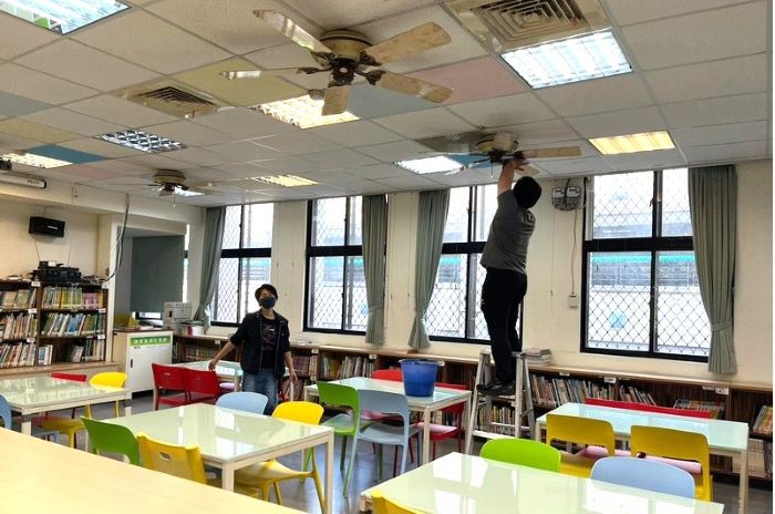 《圖說》調整庶務委外經費是第一線校長們等待已久的重大突破。〈教育局提供〉