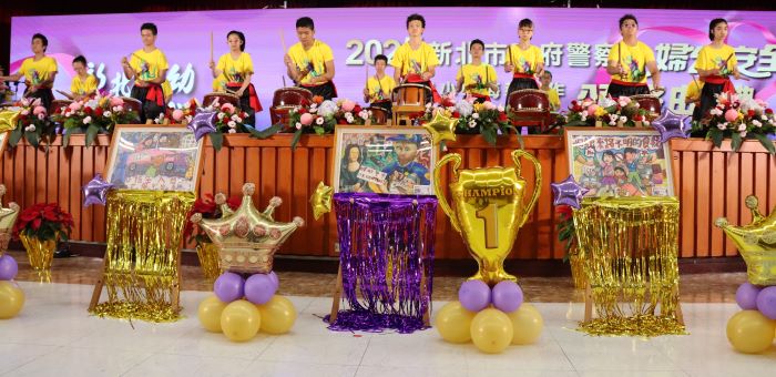 《圖說》光仁高中特教班以太鼓表演開場。〈警察局提供〉