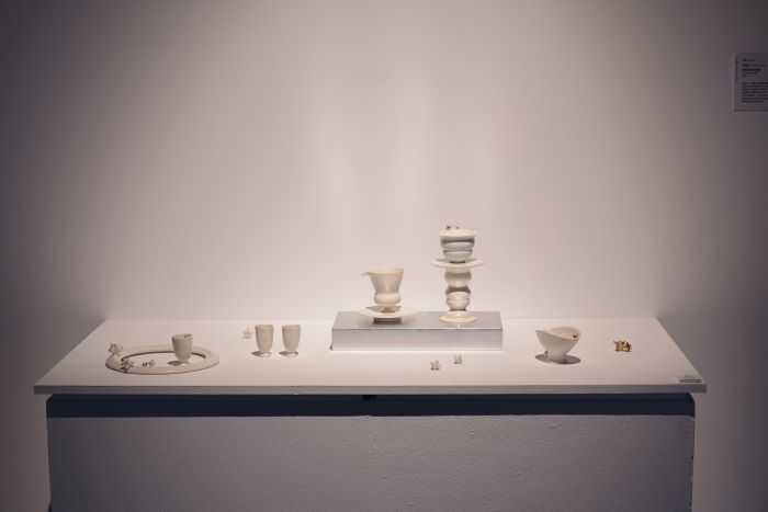 《圖說》「實用獎」首獎楊家佳茶具組《掉進湖裡的星星》。〈陶博館提供〉