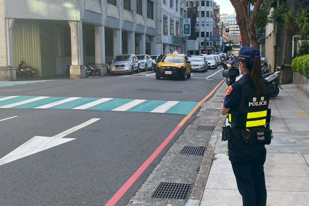 車輛行近行人穿越道請減速  基警即日起加強取締