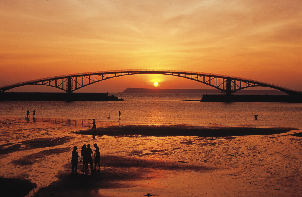 4%E8%A5%BF%E7%80%9B%E8%99%B9%E6%A9%8B 1024x669 1