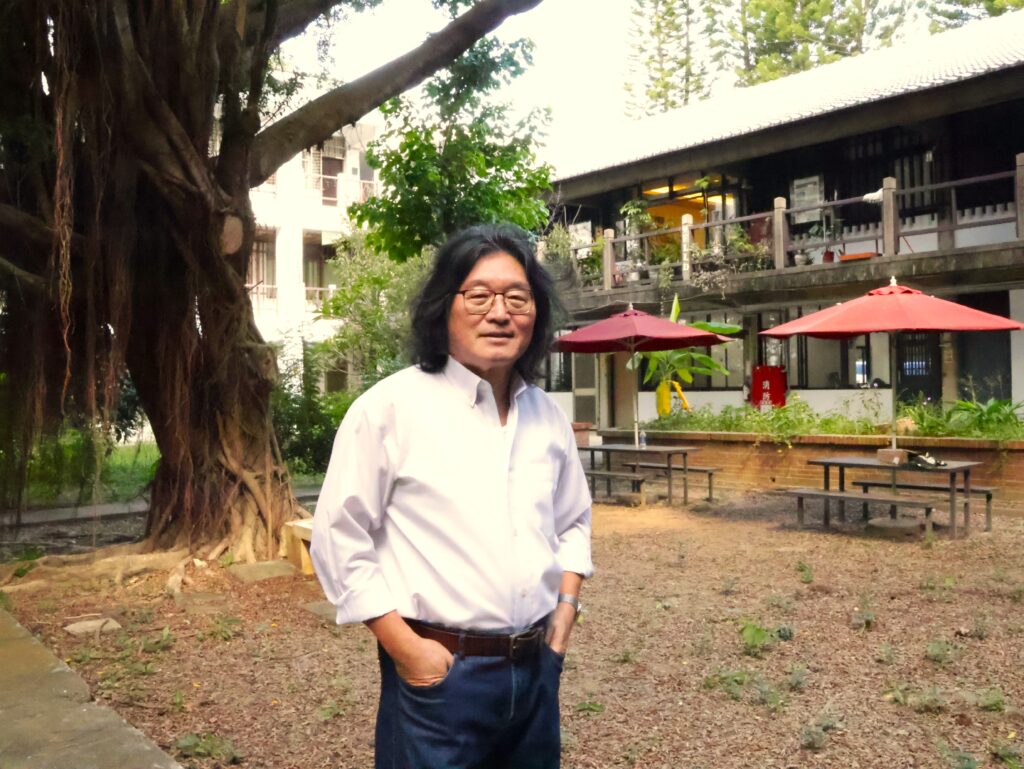 %E5%9C%96%E8%AA%AA%E4%B8%80%EF%BC%8C%E6%95%99%E8%82%B2%E9%83%A8%E5%85%AC%E5%B8%83%E7%AC%AC69%E5%B1%86%E5%AD%B8%E8%A1%93%E7%8D%8E%E5%90%8D%E5%96%AE%EF%BC%8C%E6%9D%B1%E6%B5%B7%E5%A4%A7%E5%AD%B8%E5%A4%96%E6%96%87%E7%B3%BB%E5%82%91%E5%87%BA%E6%A0%A1%E5%8F%8B%E6%9A%A8%E8%AC%9B%E5%BA%A7%E6%95%99%E6%8E%88%E4%BD%95%E8%90%AC%E9%A0%86%E8%84%AB%E7%A9%8E%EF%BC%8C