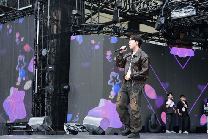 巨星耶誕演唱會今彩排  粉絲搶先看大飽耳福