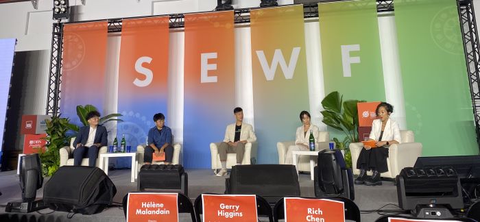 《圖說》三重社會創新基地提供國內外參展與競賽補助支持，擴展國際交流機會，圖為參與SEWF2025社會企業世界論壇。〈青年局提供〉