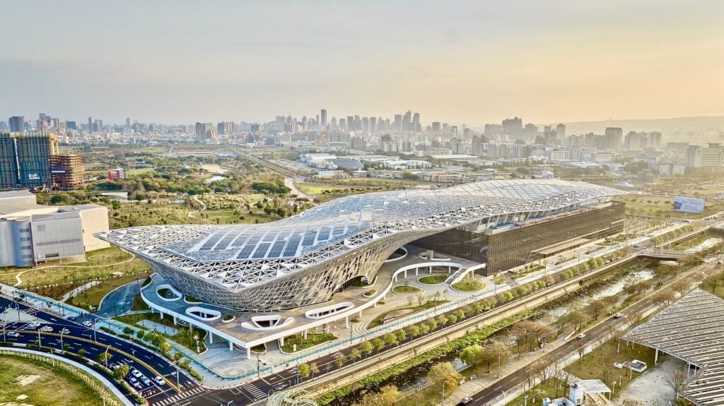 %E5%8F%B0%E4%B8%AD%E4%BA%BA%E5%8F%A3%E6%8C%81%E7%BA%8C%E6%88%90%E9%95%B7 11%E6%9C%88%E6%B7%A8%E9%81%B7%E5%85%A5%E5%85%A8%E5%9C%8B%E7%AC%AC%E4%B8%80 %E5%B1%95%E7%8F%BE%E5%BC%B7%E5%A4%A7%E5%9F%8E%E5%B8%82%E5%90%B8%E5%BC%95%E5%8A%9B