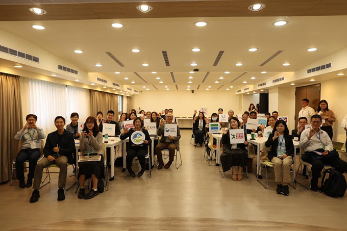 %E7%92%B0%E5%A2%83%E9%83%A8%E8%B3%87%E6%BA%90%E5%BE%AA%E7%92%B0%E7%BD%B212%E6%9C%8812%E6%97%A5%E5%AE%A3%E5%B8%83%E6%88%90%E7%AB%8B%E3%80%8C%E9%9B%B6%E5%94%AE%E5%95%86%E5%93%81%E5%8C%85%E8%A3%9D%E5%BE%AA%E7%92%B0%E6%B0%B8%E7%BA%8C%E7%AD%96%E7%95%A5%E8%81%AF%E7%9B%9F%E3%80%8D%EF%BC%8C23%E5%AE%B6%E5%8C%85%E8%A3%9D%E7%94%A2%E6%A5%AD%E4%B8%8A%E4%B8%AD%E4%B8%8B%E6%B8%B8%E4%BB%A3%E8%A1%A8%E9%BD%8A%E8%81%9A%EF%BC%8C%E9%BD%8A%E5%BF%83%E6%8E%A8%E5%8B%95%E5%8C%85%E8%A3%9D%E6%B8%9B%E9%87%8F%E8%88%87%E5%BE%AA%E7%92%B0%E6%B0%B8%E7%BA%8C%E3%80%82%EF%BC%88%E5%9C%96%EF%BC%9A%E7%92%B0%E5%A2%83%E9%83%A8%EF%BC%89