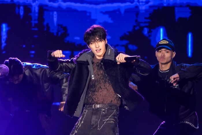 重磅卡司接力    巨星耶誕演唱會嗨爆全場