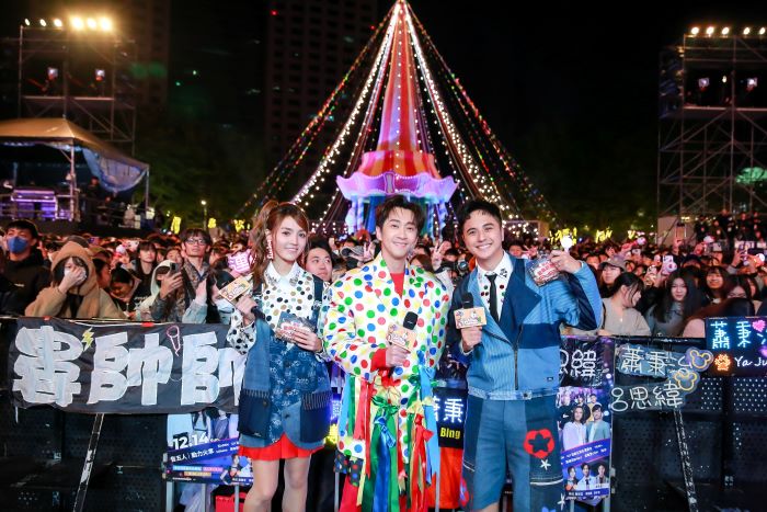 告五人震撼開場   動力火車壓軸 「巨星耶誕演唱」華麗落幕