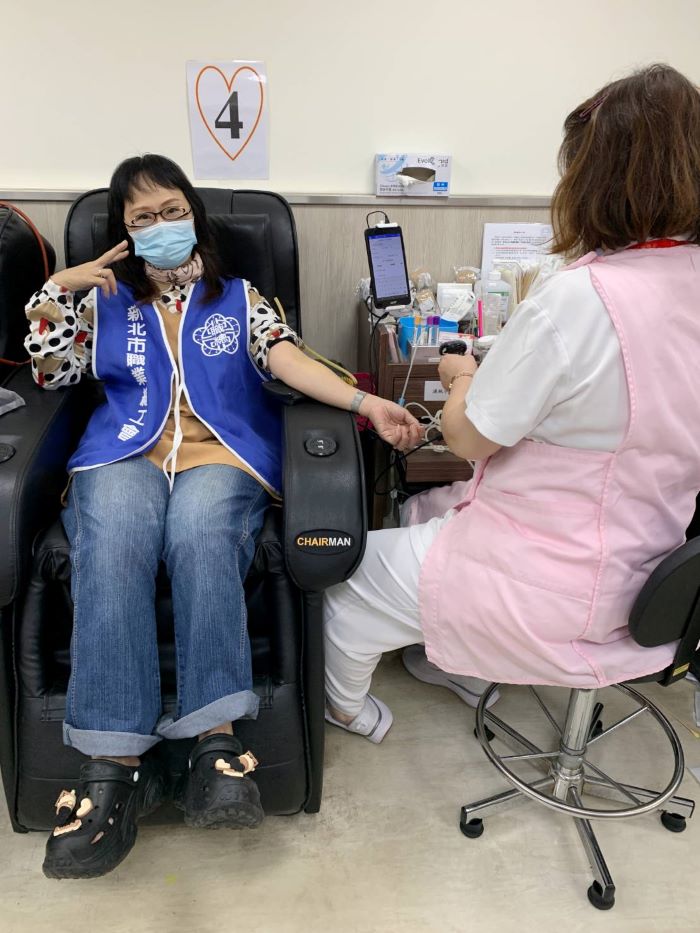 《圖說》天氣寒冷不敵挽袖熱情。〈主辦單位提供〉