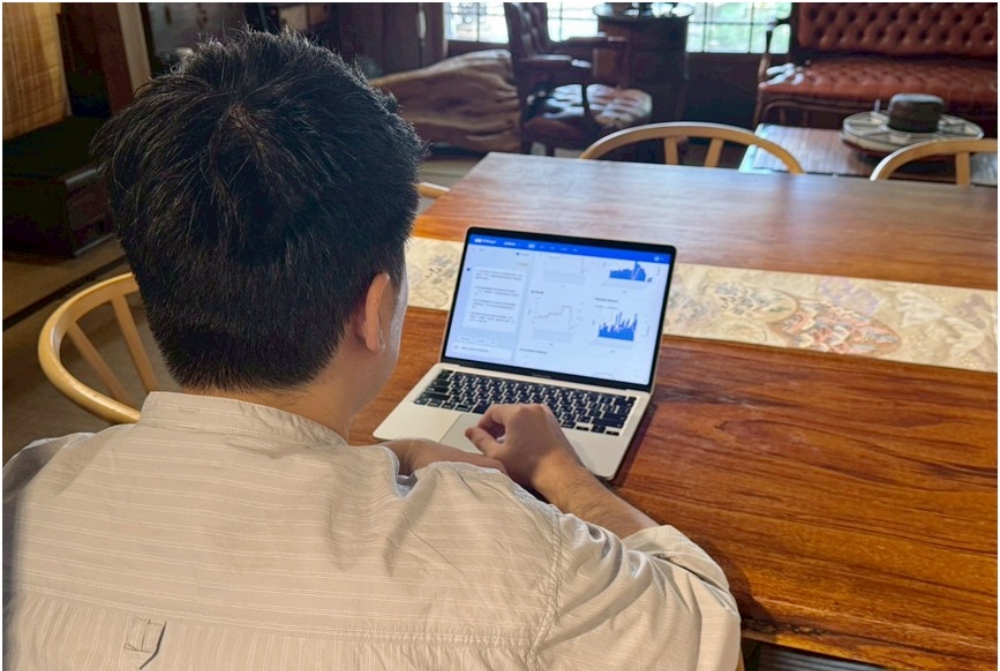 03%E4%B8%AD%E5%B0%8F%E4%BC%81%E6%A5%ADAI%E8%BD%89%E5%9E%8B%E5%85%A8%E9%9D%A2%E5%8A%A0%E9%80%9F