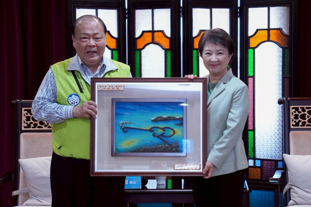 %E6%BE%8E%E6%B9%96%E7%B8%A3%E6%94%BF%E5%BA%9C%E9%99%B3%E5%85%89%E5%BE%A9%E7%B8%A3%E9%95%B7%E7%8E%87%E5%9C%98%E5%8F%83%E8%A8%AA%E5%8F%B0%E4%B8%AD%E6%99%BA%E6%85%A7%E5%9F%8E%E5%B8%82%E6%8E%A8%E5%8B%95%E7%B6%93%E9%A9%97 251218 7 0