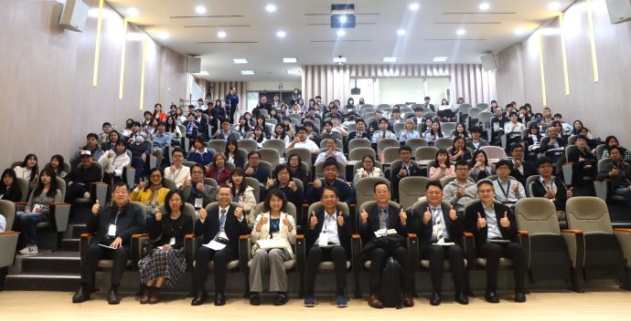 《圖說》新北市府與國立臺北大學公共事務學院今日舉辦「114年度大專院校參與市政跨領域規劃。〈青年局提供〉