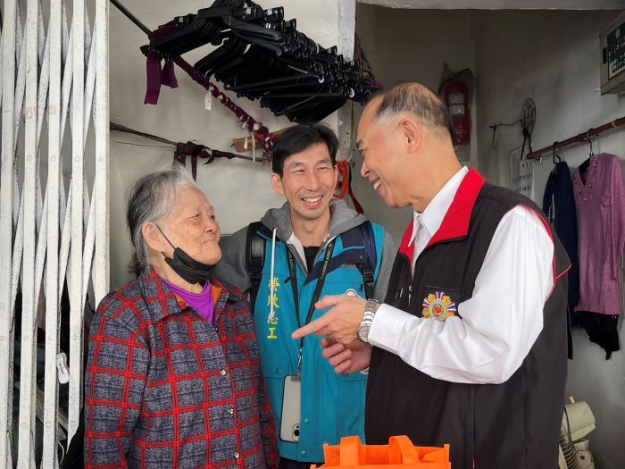 《圖說》關懷高齡榮民眷之成李碧珠。〈臺北市榮服處提供〉