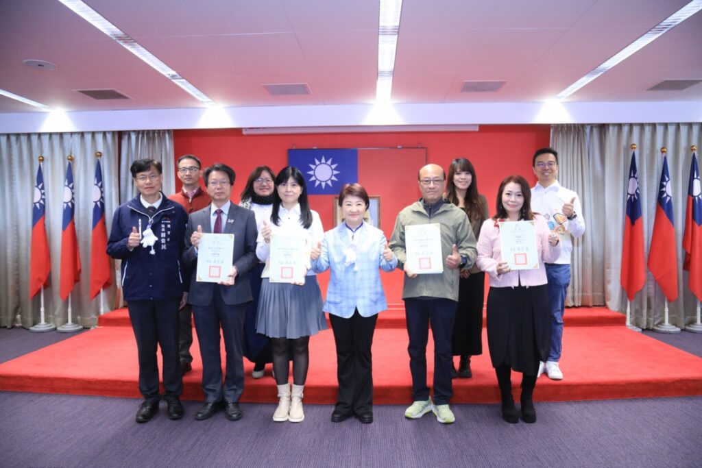 1 %E6%A6%AE%E7%8D%B2114%E5%B9%B4%E6%95%99%E8%82%B2%E9%83%A8 %E8%97%9D%E8%A1%93%E6%95%99%E8%82%B2%E8%B2%A2%E7%8D%BB%E7%8D%8E %E7%B8%BE%E5%84%AA%E5%AD%B8%E6%A0%A1%E7%8D%8E %E7%A4%BE%E6%9C%83%E6%95%99%E8%82%B2%E8%B2%A2%E7%8D%BB%E7%8D%8E %E5%80%8B%E4%BA%BA%E7%8D%8E%E5%B8%AB%E9%95%B7%E8%88%87%E5%B8%82%E9%95%B7