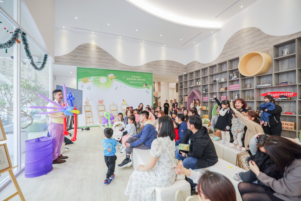 03%E5%A4%A9%E7%A9%BA%E5%B0%8F%E8%A8%AA%E5%AE%A2%E5%BD%A9%E7%B9%AA%E6%95%85%E4%BA%8B%E6%9B%B8%E7%9A%84%E6%96%B0%E6%9B%B8%E7%99%BC%E8%A1%A8%E6%9C%83