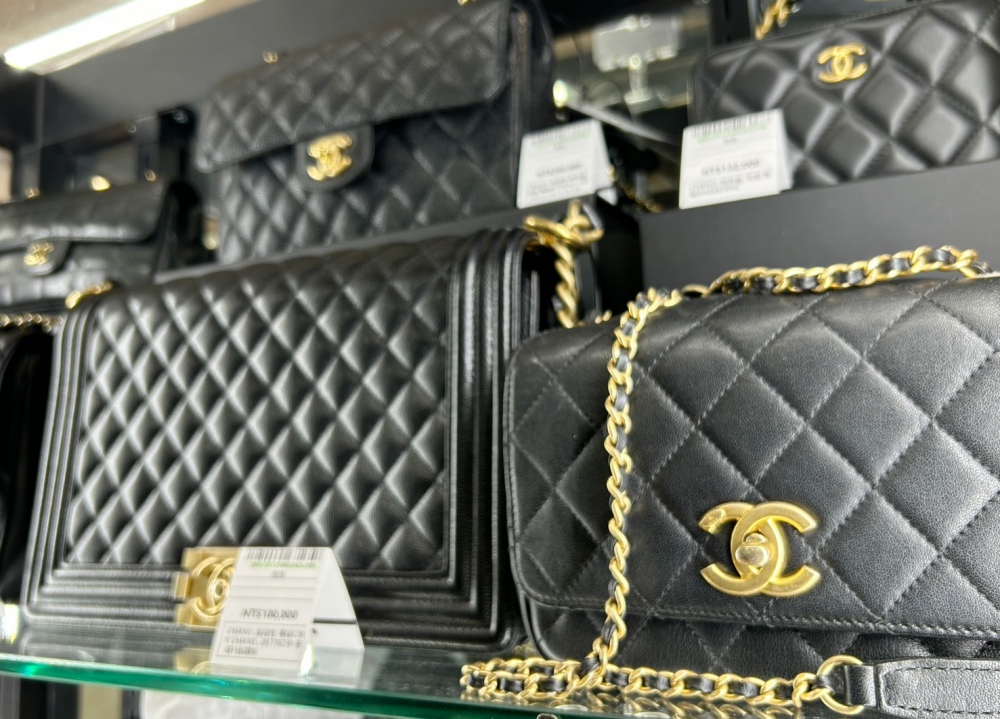 03%E6%97%A5%E6%9C%AC%E6%9C%80%E5%A4%A7%E4%BA%8C%E6%89%8B%E6%9C%8D%E9%A3%BE%E6%94%B6%E8%B3%BC%E5%93%81%E7%89%8C%E5%AF%B6%E7%89%A9%E5%B7%A5%E5%BB%A0