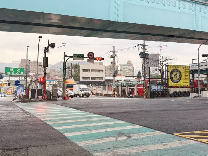《圖說》楓江路與國道路口。〈城鄉局提供〉