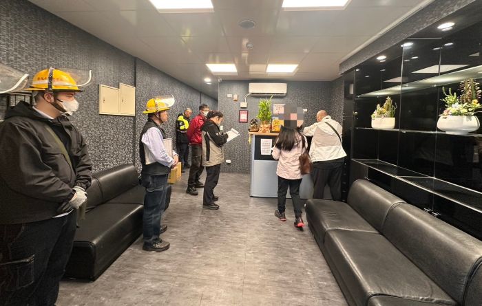 《圖說》新北市公安小複查情形。〈海山分局提供〉