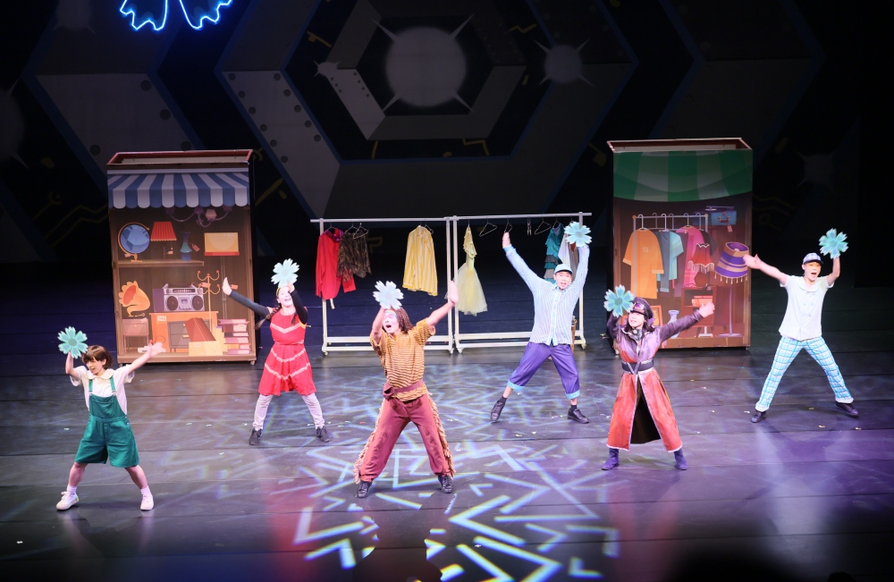 03%E8%88%9E%E8%87%BA%E5%8A%87%E6%BC%94%E5%87%BA%E5%AF%A6%E6%B3%81