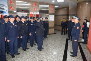 %E4%B8%89 25 300x200 1