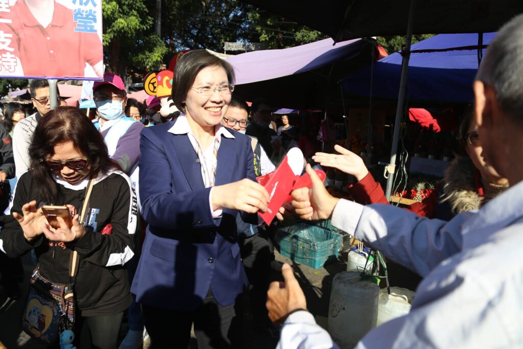 竹東鄉親高喊「客家人挺客家妹」  徐欣瑩：會讓客庄轉型為現代科技都會