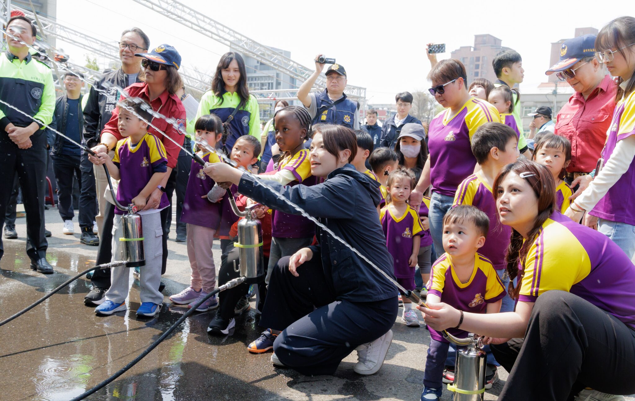 1,081小小消防尖兵大闖關！高虹安：寓教於樂，讓防災教育向下紮根