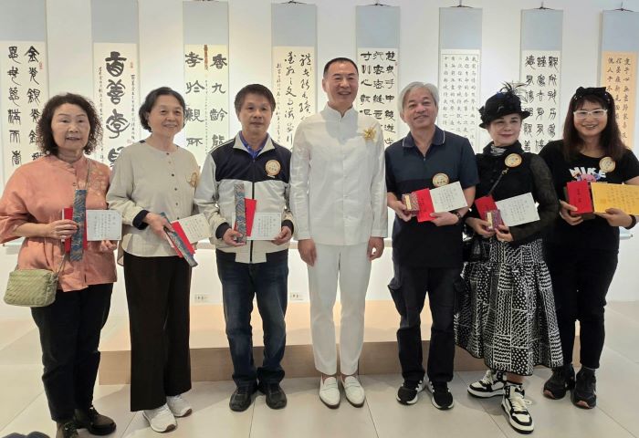 在文化之美中傳承書藝之愛  和氣大愛舉辦書法比賽成果與孫端吉書藝展