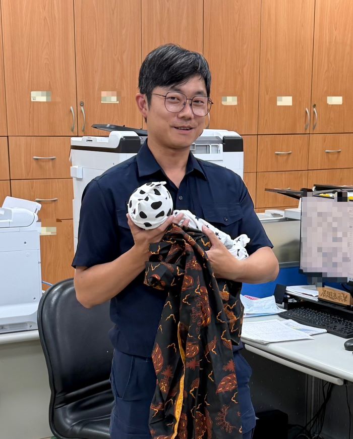 嚴正執法鐵漢柔情 　中和警化身奶爸安撫嫩嬰傳佳話