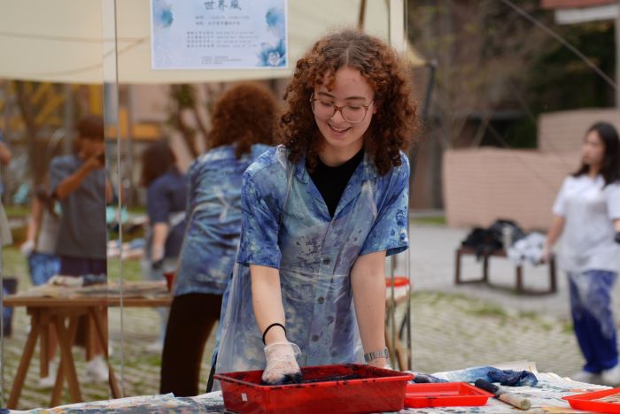 新北客家雙喜臨門 教學績優連霸、英國設計雙金耀國際