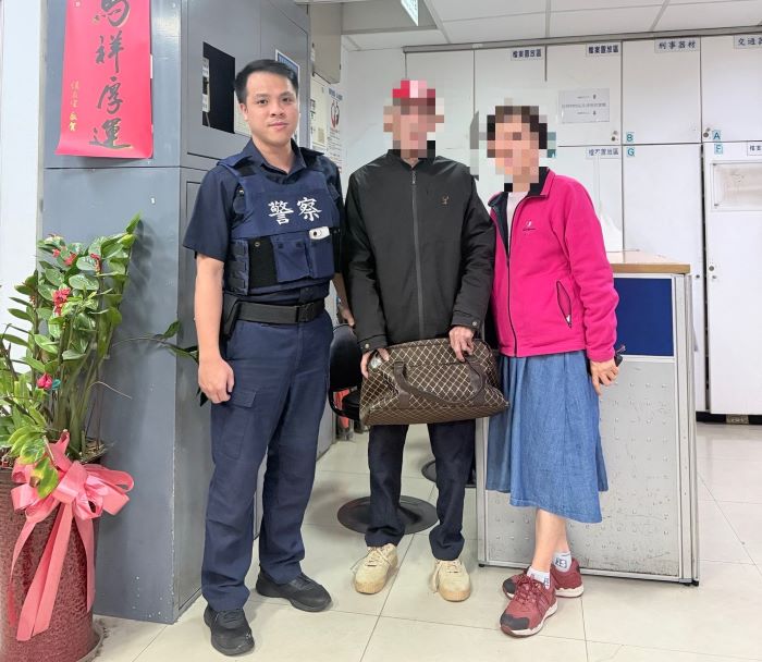 高齡長者連日走失  海山警守護平安助返家