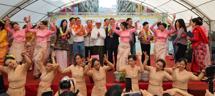 多元文化節串聯異國風情   新北緬甸新年浴佛熱鬧登場